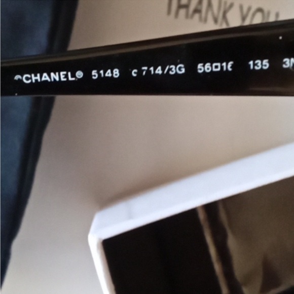 Chanel - Picture 7 of 10